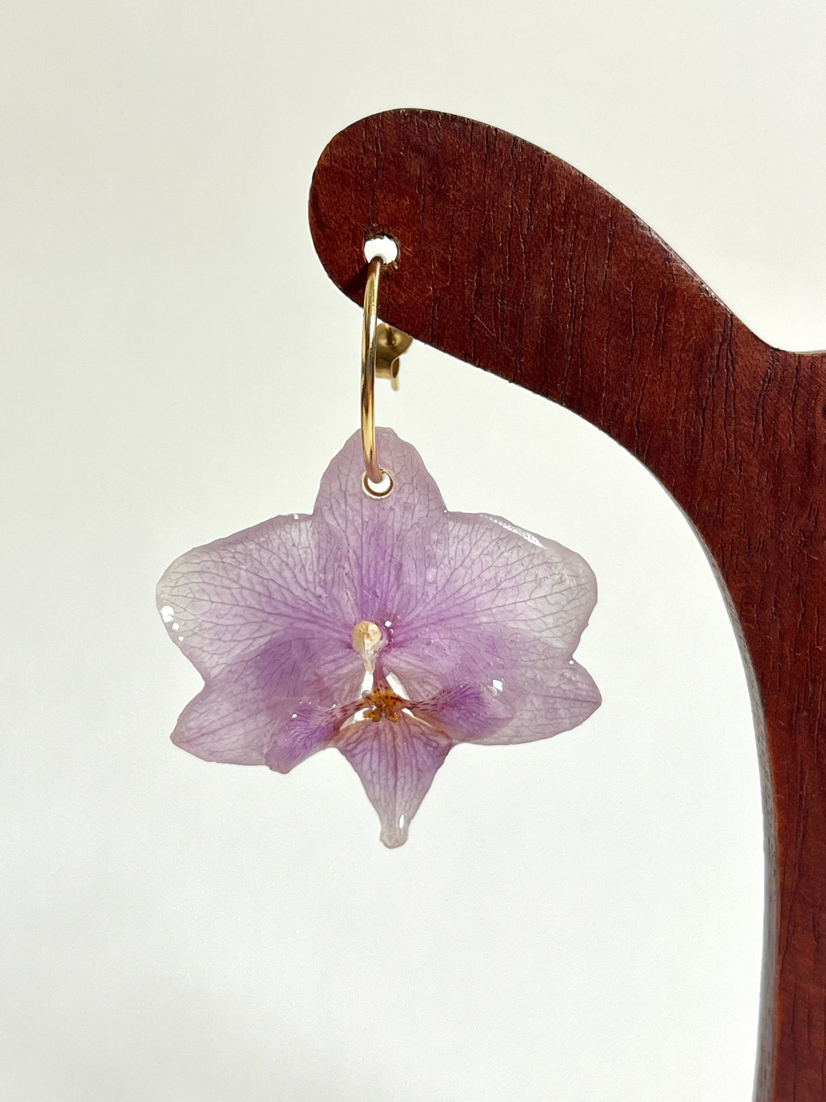 OrquĂdea lila, pendientes
