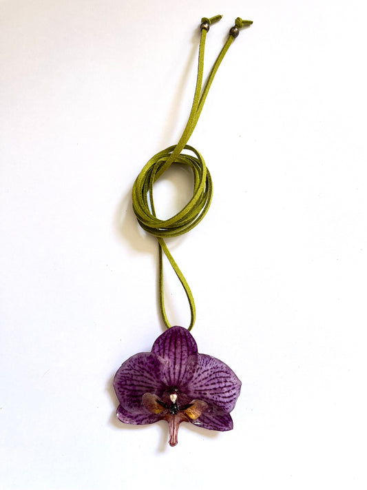 Orquídea: collar