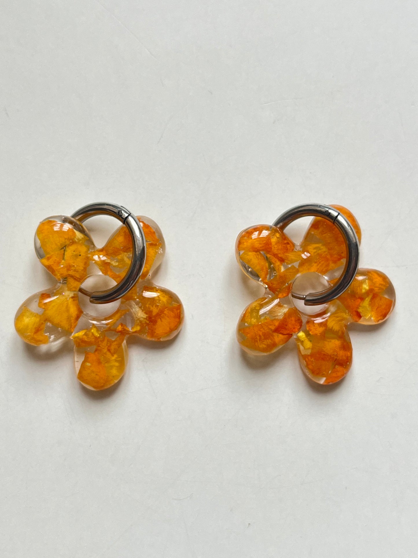 Reciclados naranja flor