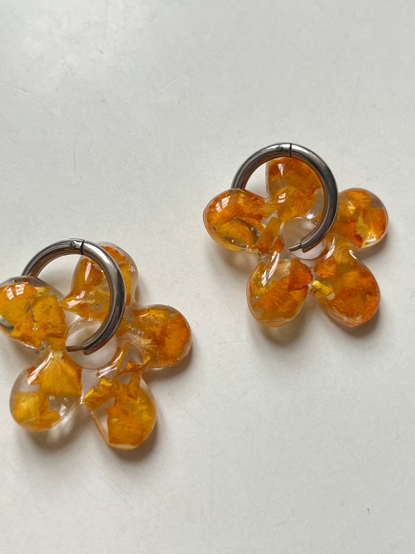 Reciclados naranja flor