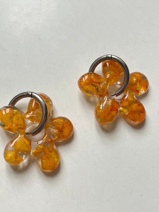 Reciclados naranja flor